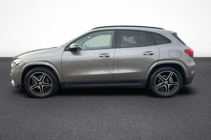 Image secondaire du véhicule 4