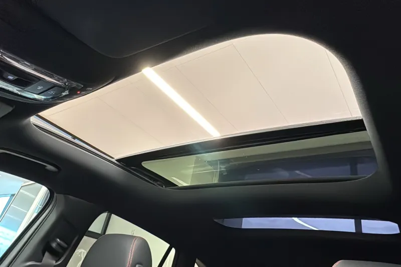 Image secondaire du véhicule 36