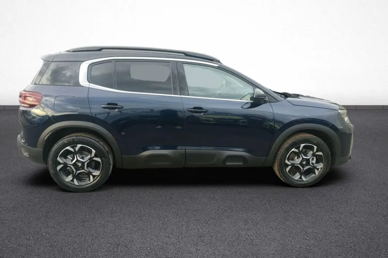 Image secondaire du véhicule 8