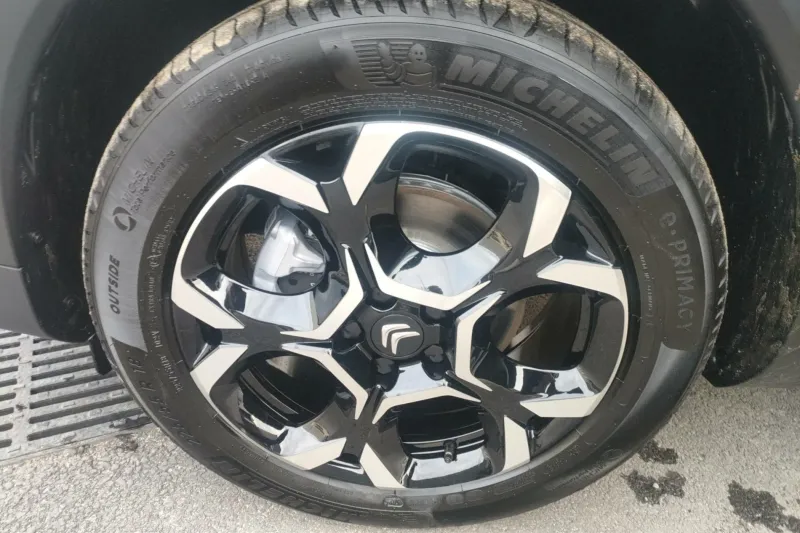 Image secondaire du véhicule 14