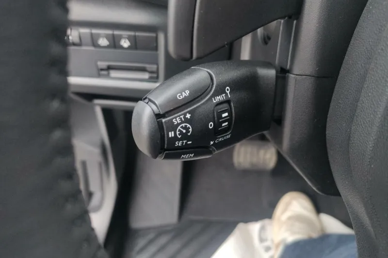 Image secondaire du véhicule 25