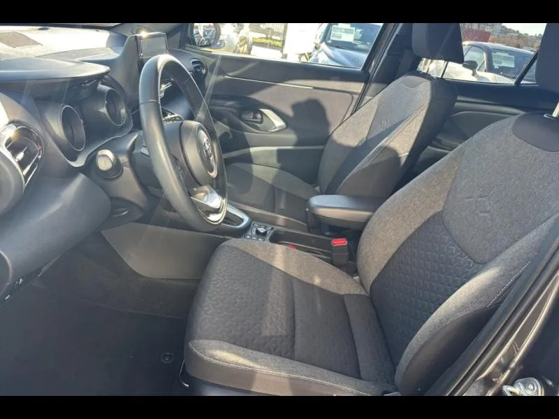 Image secondaire du véhicule 11