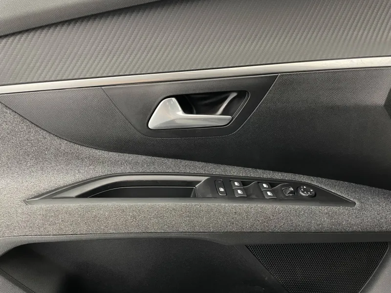 Image secondaire du véhicule 31