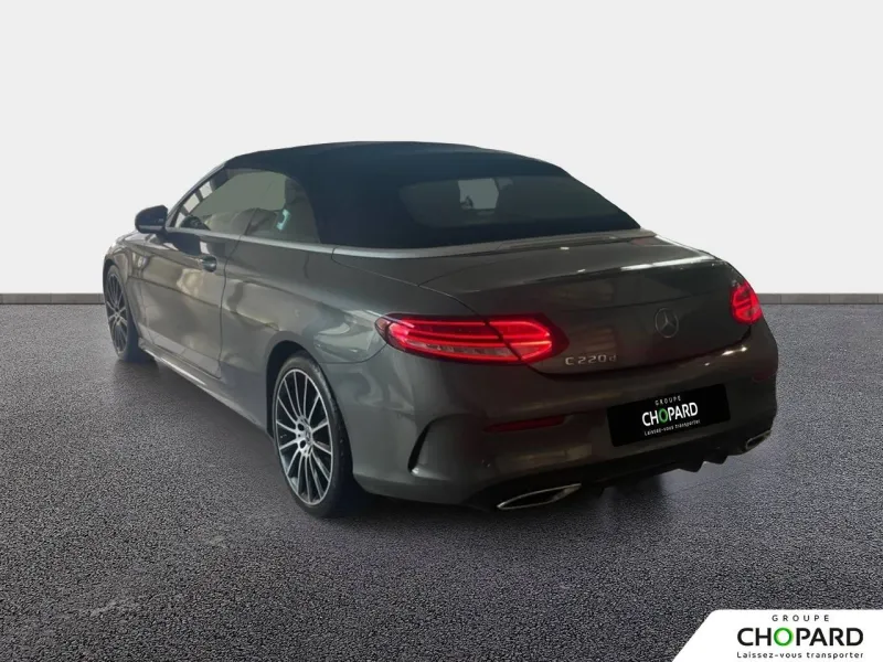 Image secondaire du véhicule 8