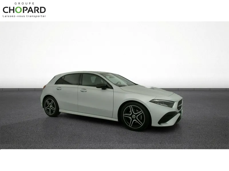 Image secondaire du véhicule 12