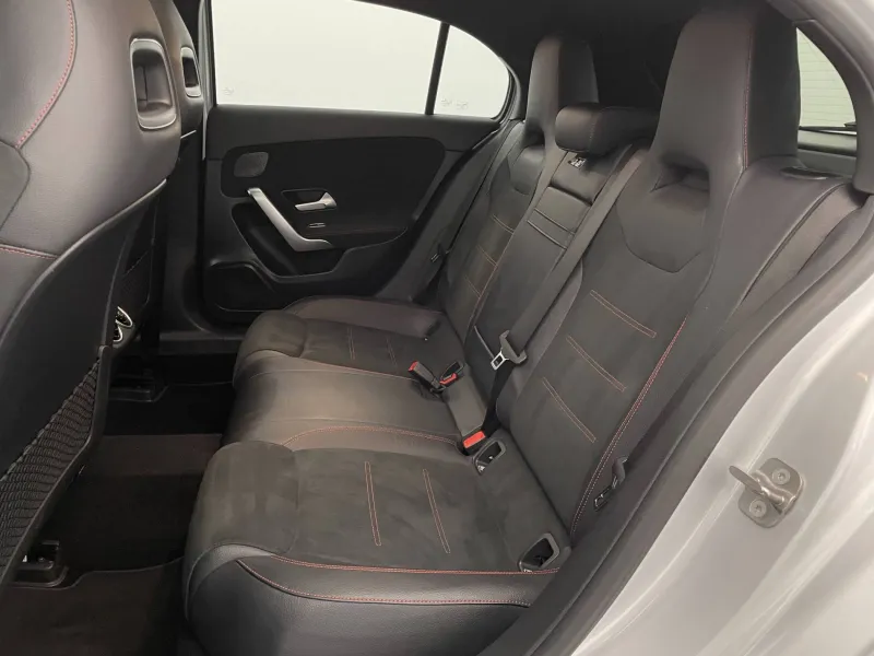 Image secondaire du véhicule 17