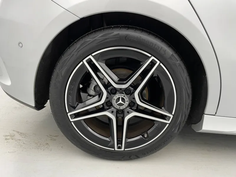 Image secondaire du véhicule 20