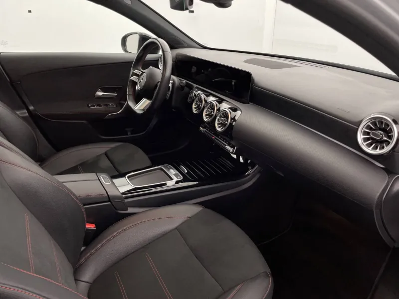 Image secondaire du véhicule 27