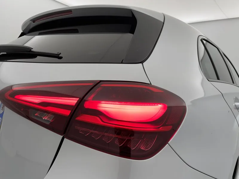 Image secondaire du véhicule 31