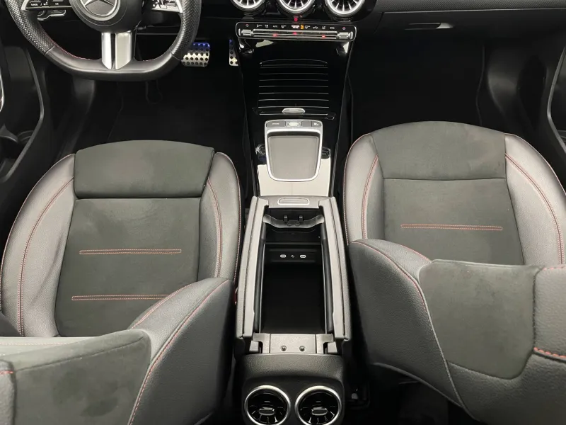 Image secondaire du véhicule 33