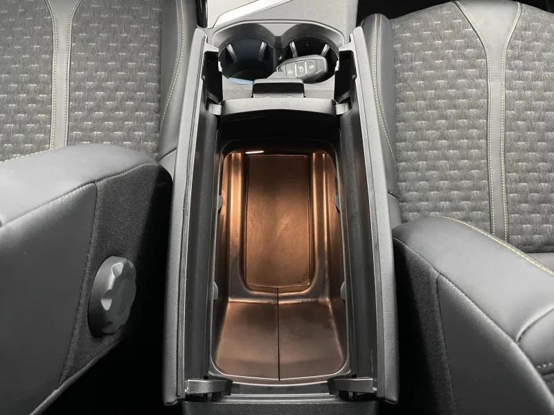 Image secondaire du véhicule 34