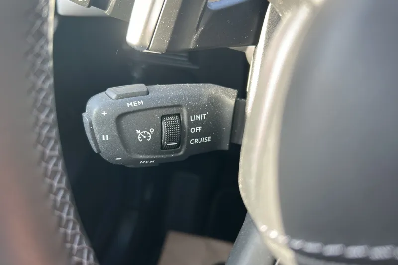 Image secondaire du véhicule 24