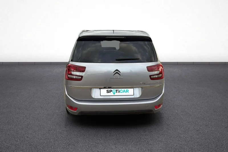 Image secondaire du véhicule 6