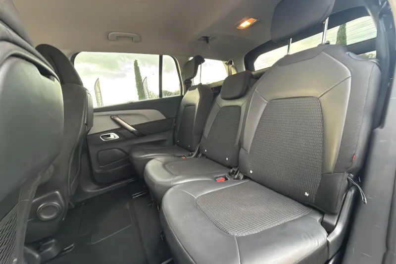 Image secondaire du véhicule 11