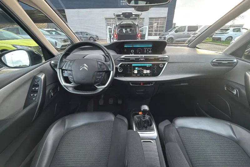 Image secondaire du véhicule 12