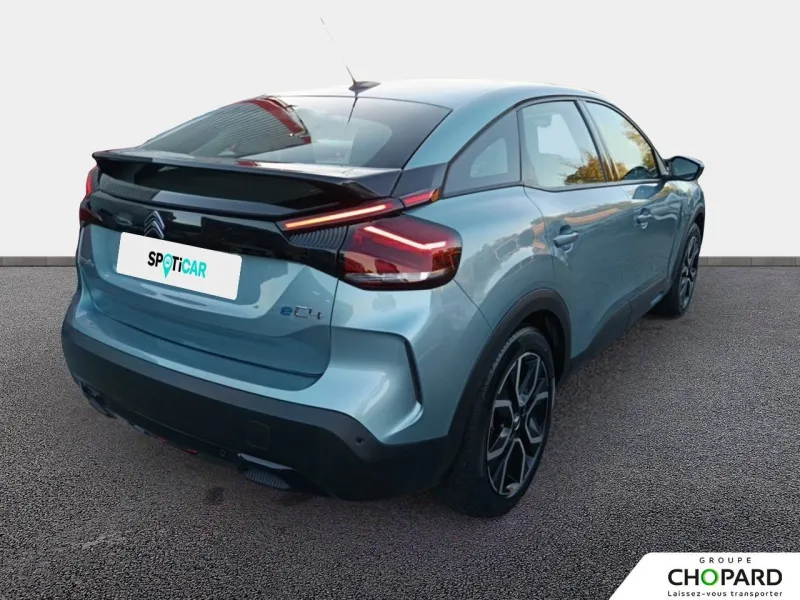 Image secondaire du véhicule 4