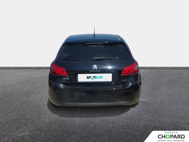 Image secondaire du véhicule 6