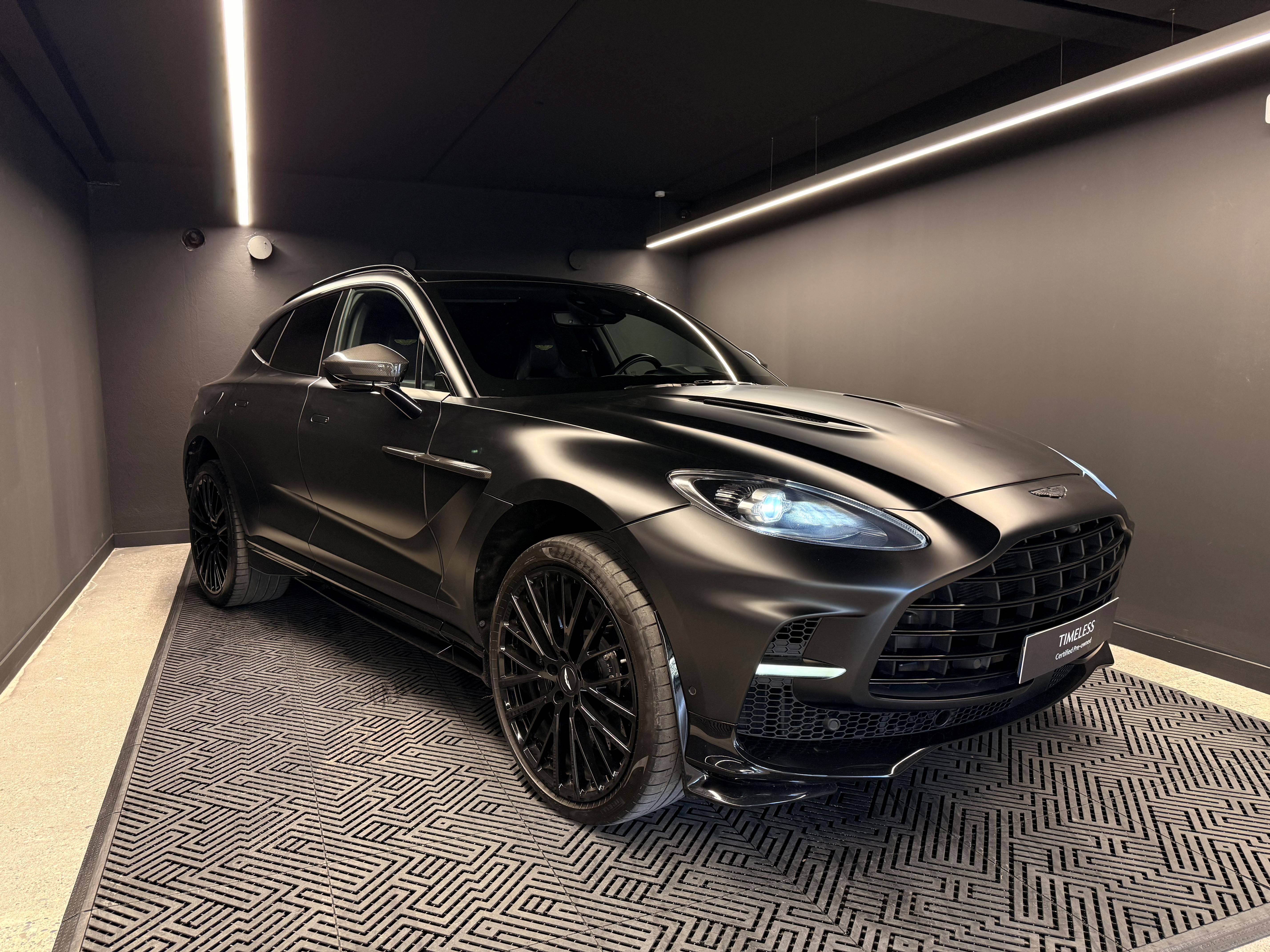 DBX707 DBX707 4.0 Biturbo V8 &mdash; 13
