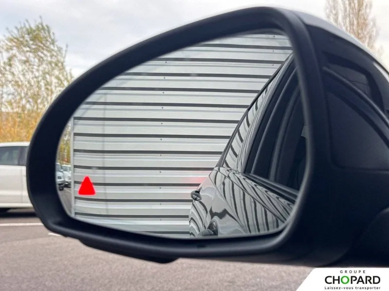 Image secondaire du véhicule 22