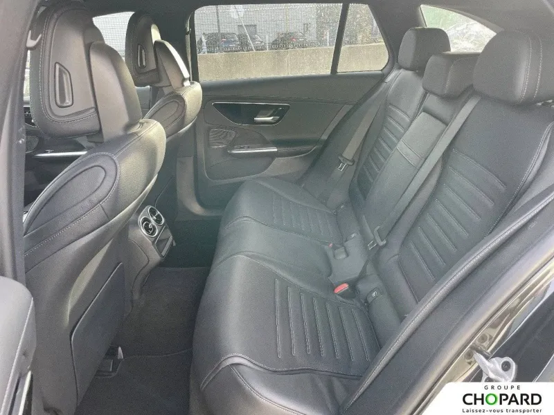 Image secondaire du véhicule 19