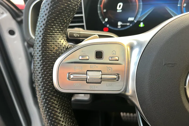 Image secondaire du véhicule 23