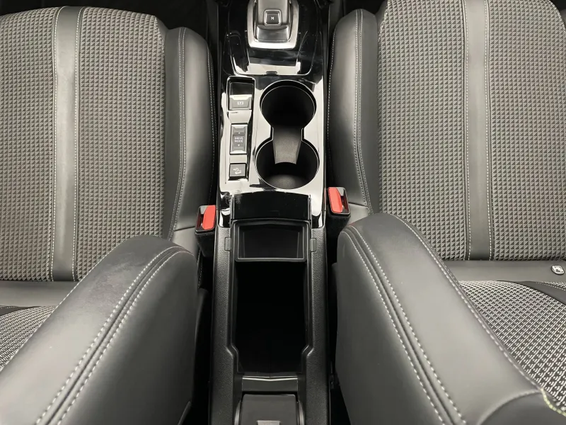 Image secondaire du véhicule 27