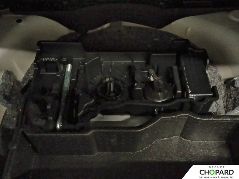 Image secondaire du véhicule 4