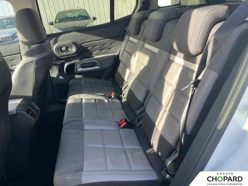 Image secondaire du véhicule 11