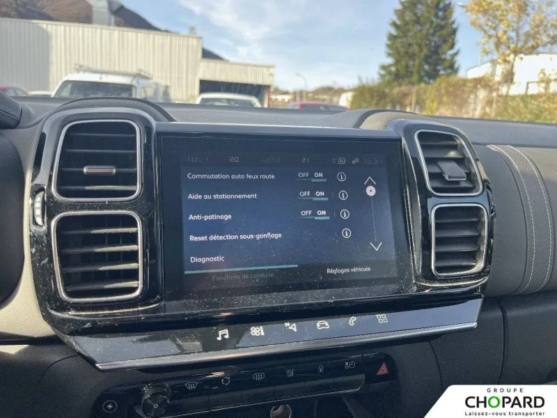 Image secondaire du véhicule 21