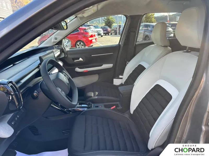 Image secondaire du véhicule 12