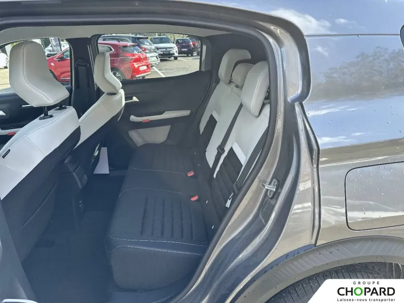 Image secondaire du véhicule 19