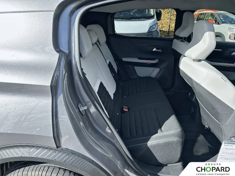 Image secondaire du véhicule 21