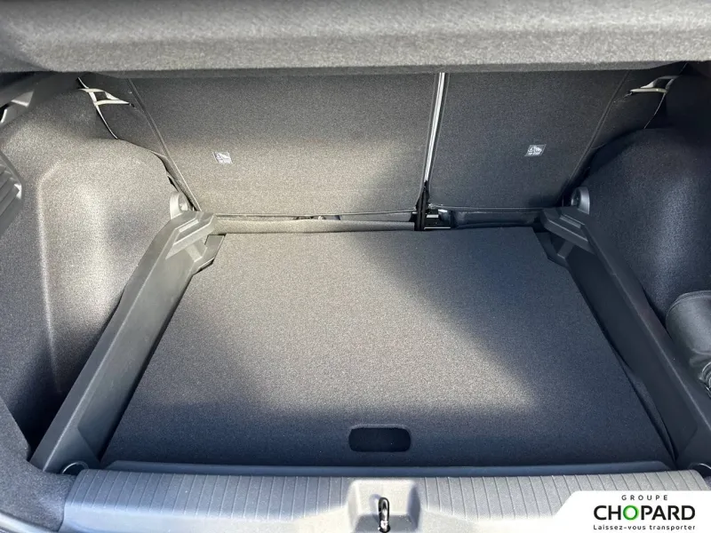 Image secondaire du véhicule 25