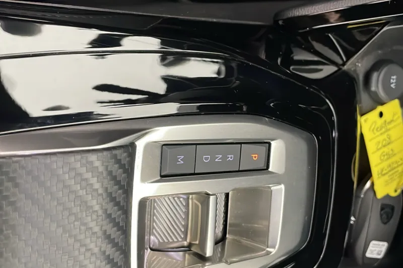 Image secondaire du véhicule 24