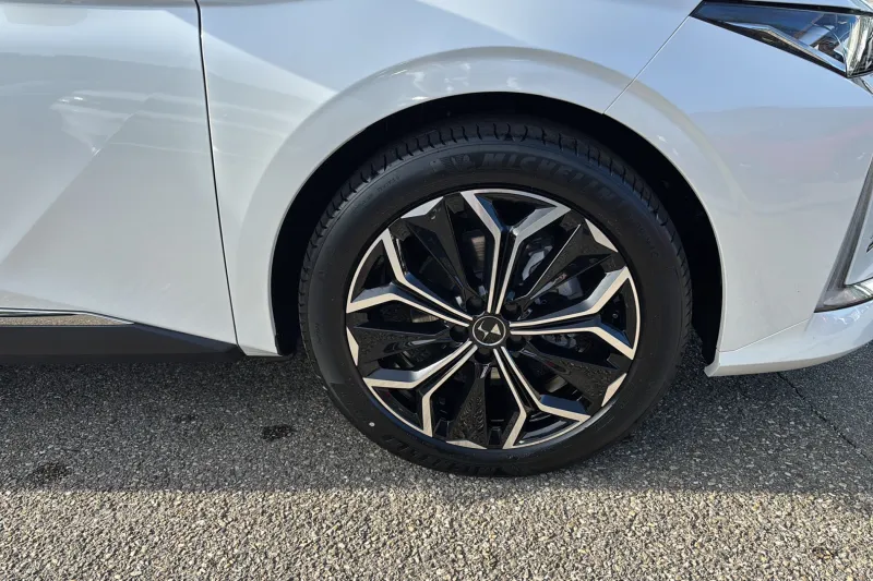 Image secondaire du véhicule 15