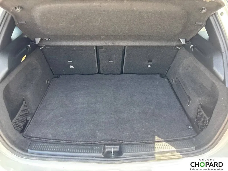 Image secondaire du véhicule 9