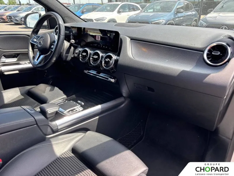 Image secondaire du véhicule 14