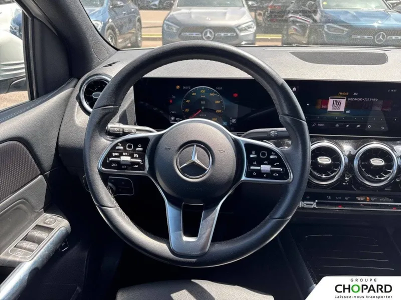 Image secondaire du véhicule 17