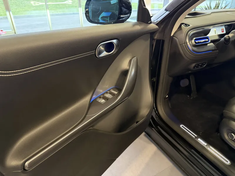 Image secondaire du véhicule 17