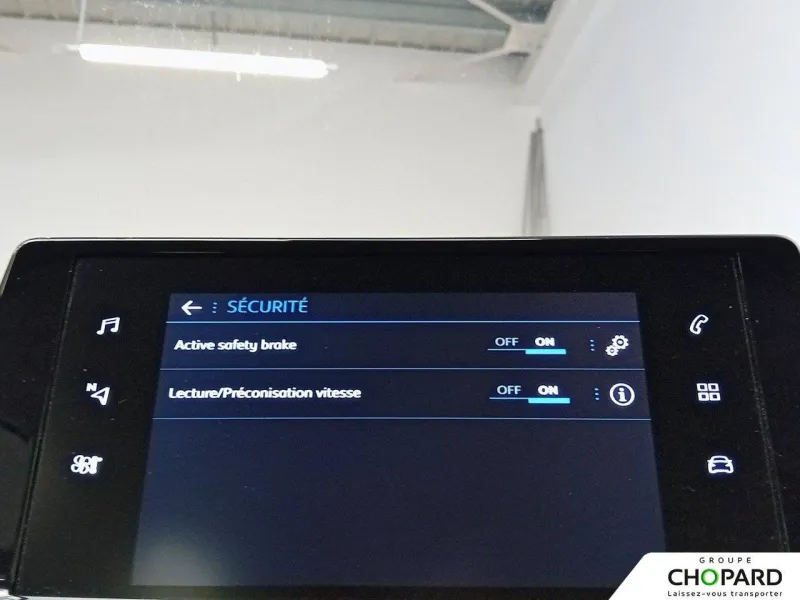 Image secondaire du véhicule 15