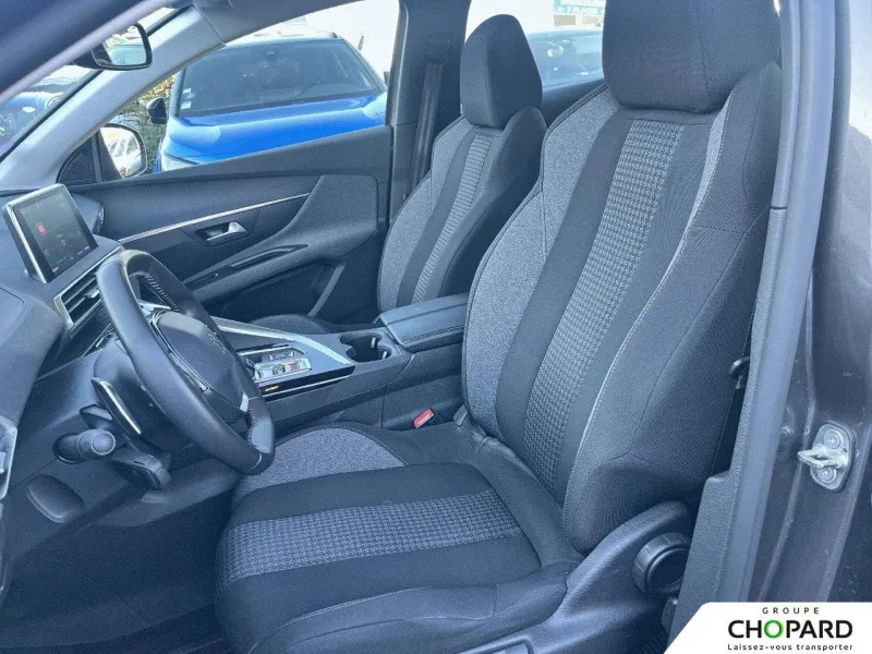 Image secondaire du véhicule 10