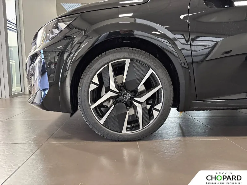 Image secondaire du véhicule 12