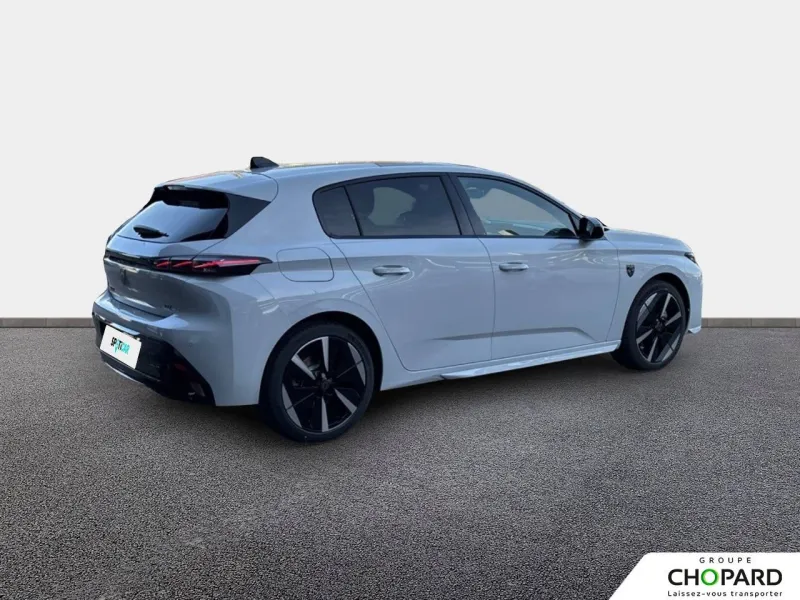 Image secondaire du véhicule 3