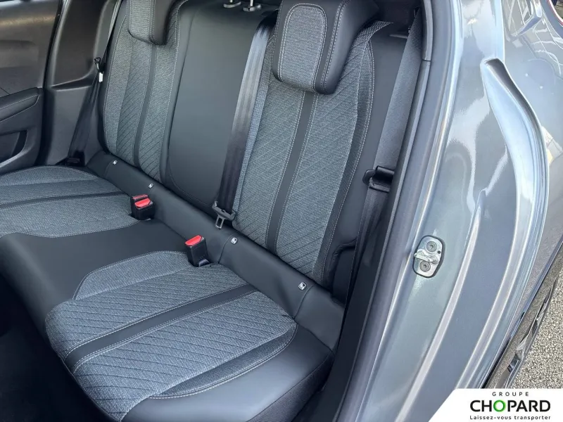 Image secondaire du véhicule 18