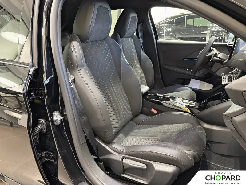 Image secondaire du véhicule 22