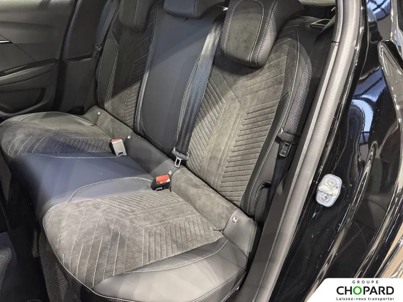 Image secondaire du véhicule 23