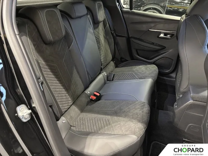 Image secondaire du véhicule 25