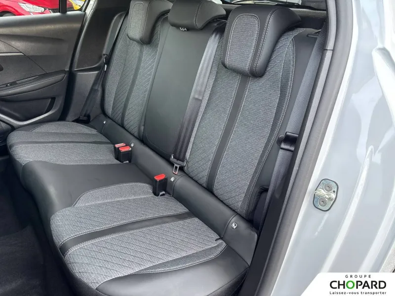 Image secondaire du véhicule 20