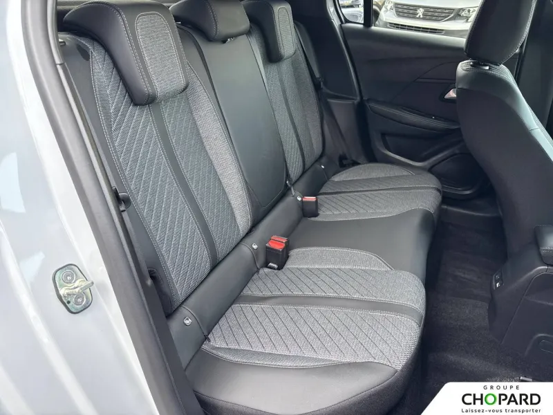 Image secondaire du véhicule 22