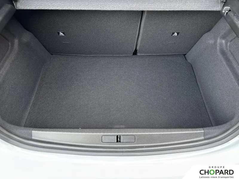 Image secondaire du véhicule 23